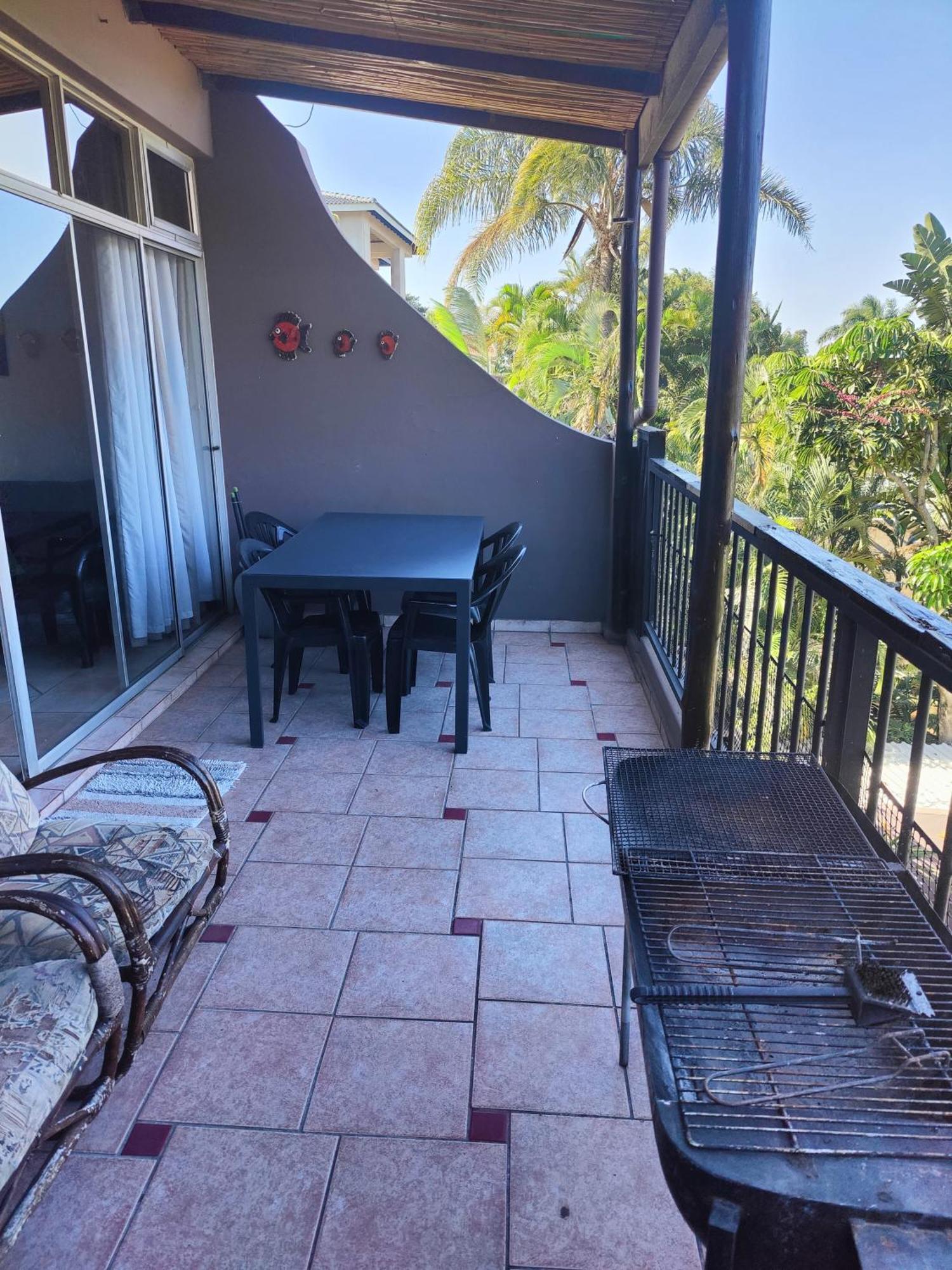 Upstairs Flat Sea Views Pet Friendly Apartment *