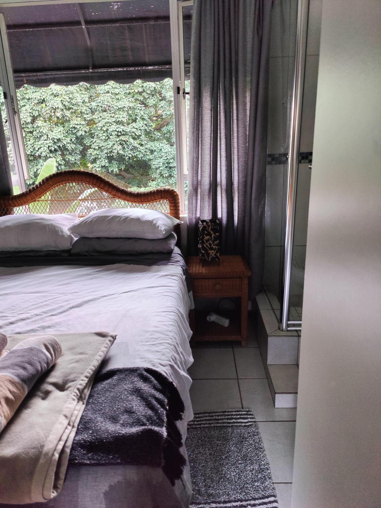 Upstairs Flat Sea Views Pet Friendly *