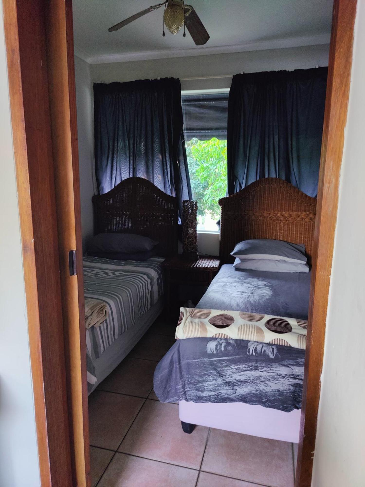 Apartment Upstairs Flat Sea Views Pet Friendly