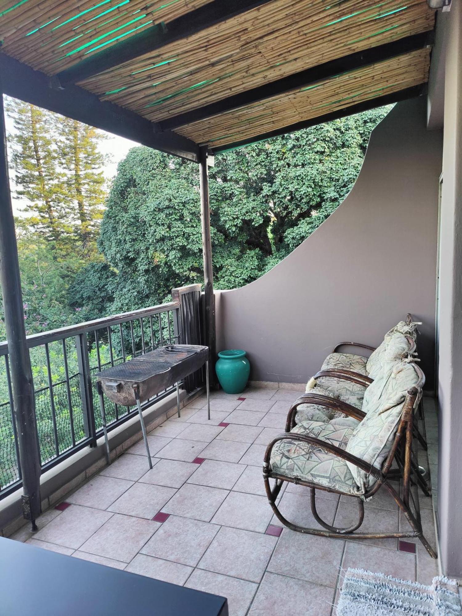 Upstairs Flat Sea Views Pet Friendly Apartment *