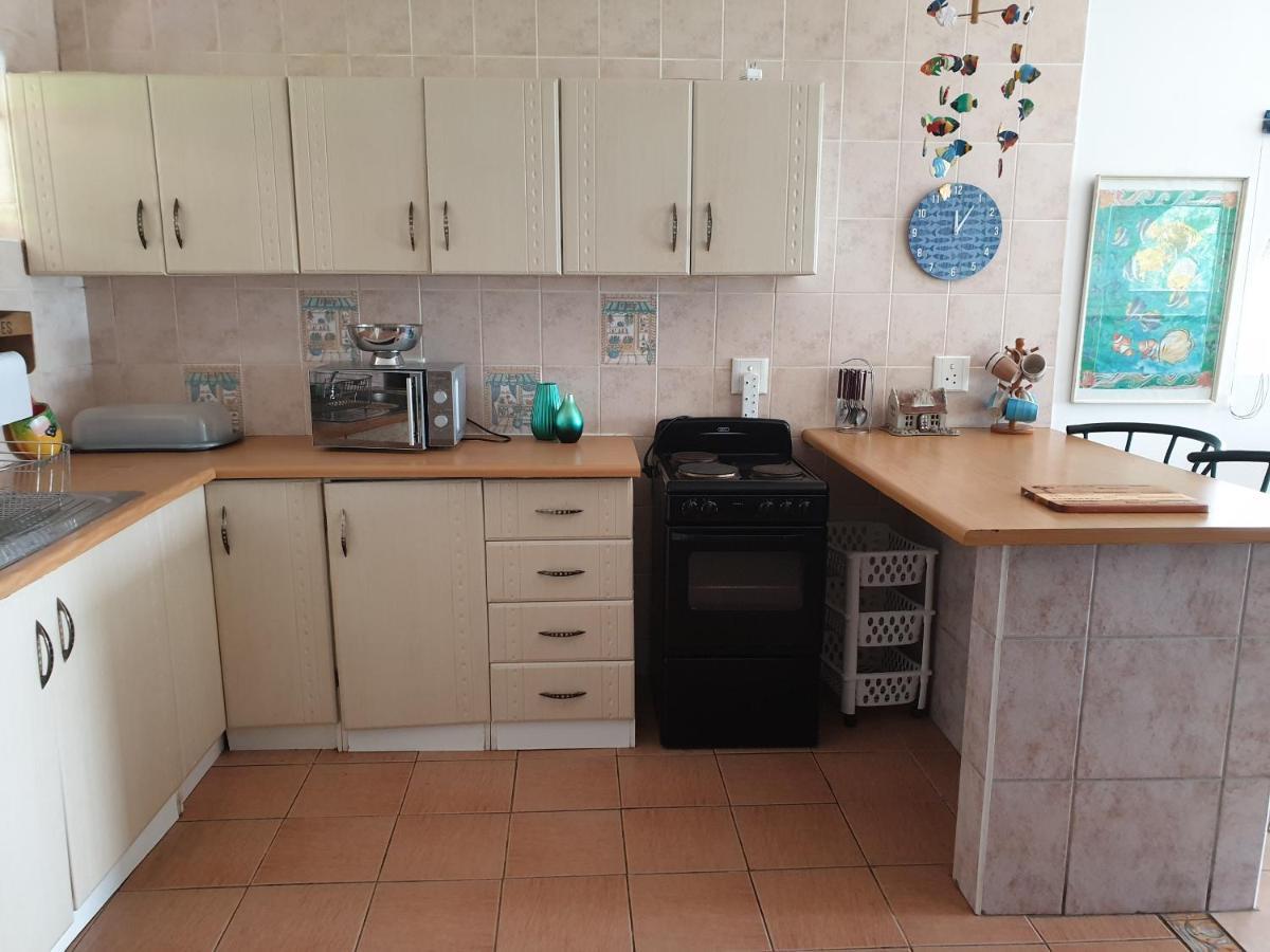 Upstairs Flat Sea Views Pet Friendly Apartment Ballito