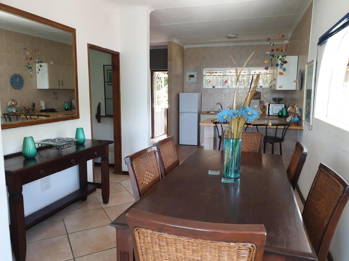 Upstairs Flat Sea Views Pet Friendly Apartment